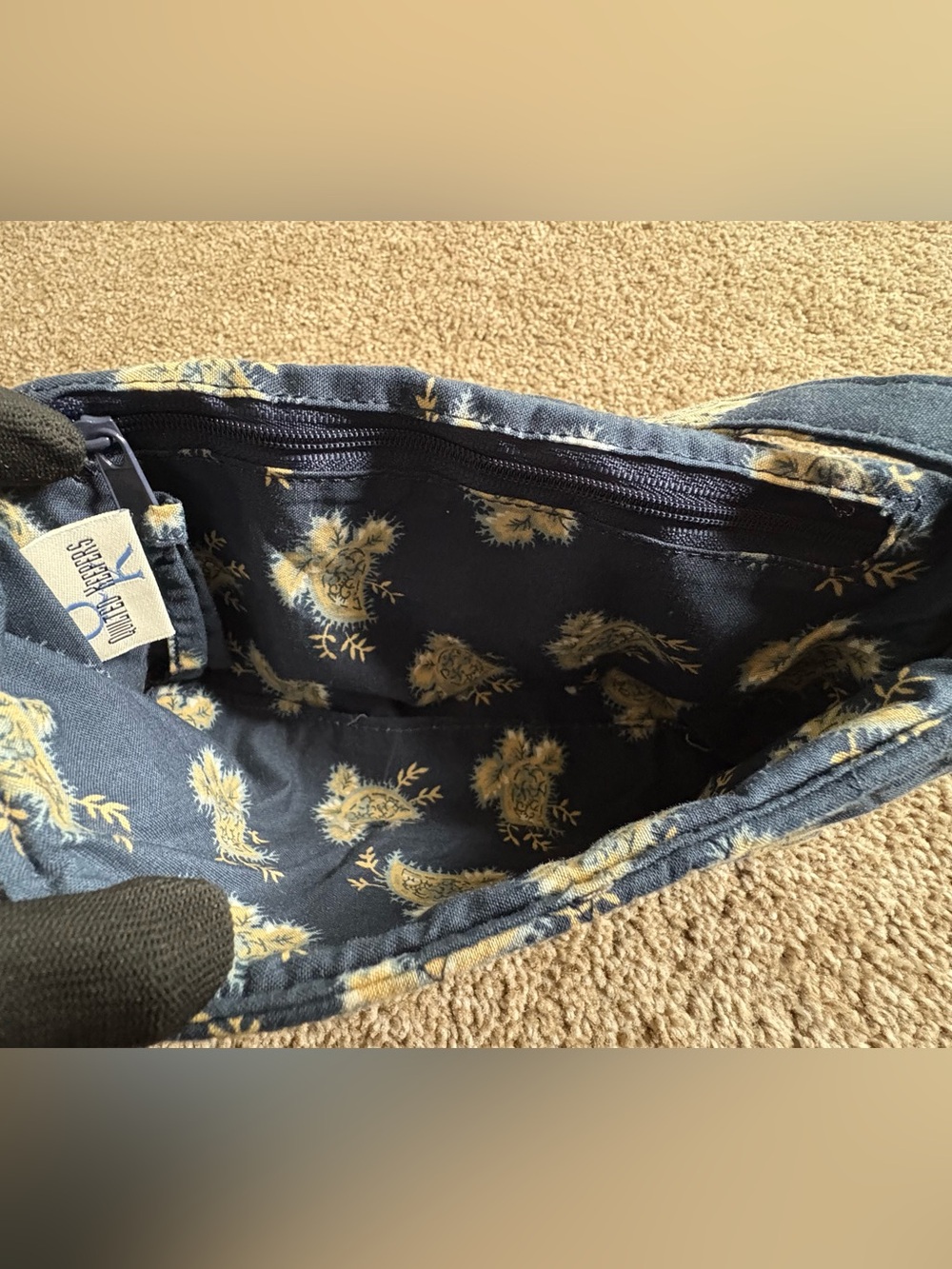 Quilted Floral Crossbody Bag - Navy and Cream - Picture 3 of 6